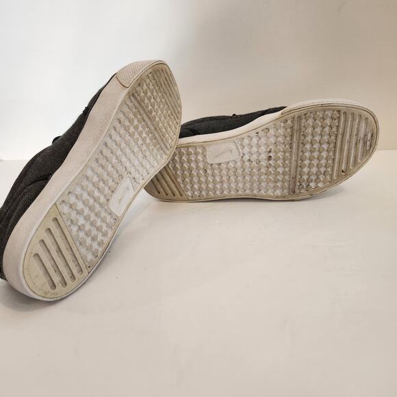 NIKE Toki 719740-001 Black White Canvas Slip On Skate Skateboard Sneaker Kids 3Y - Picture 8 of 9